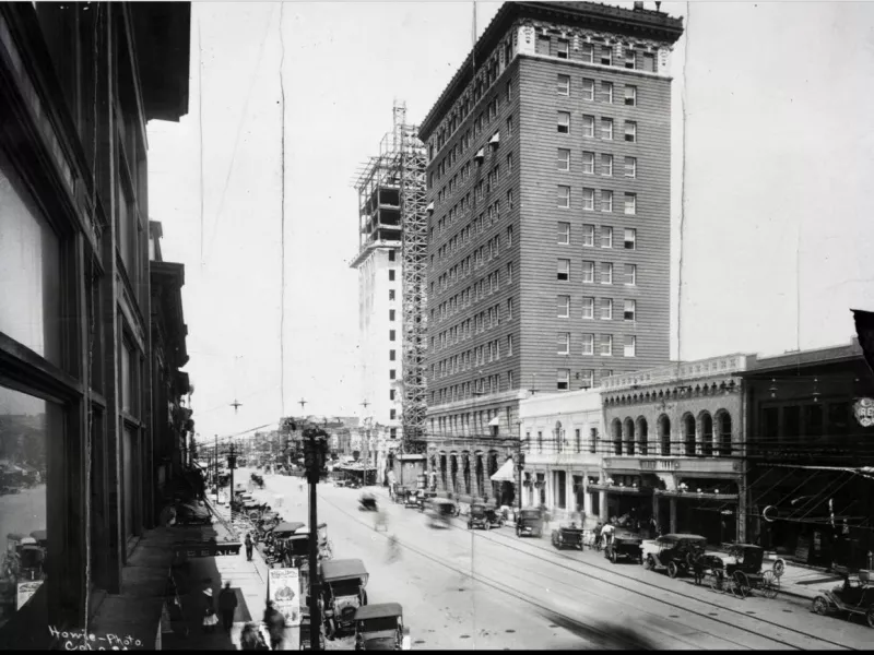 1300 block of Main Street, looking north, circa 1913. Image  courtesy Richland Library