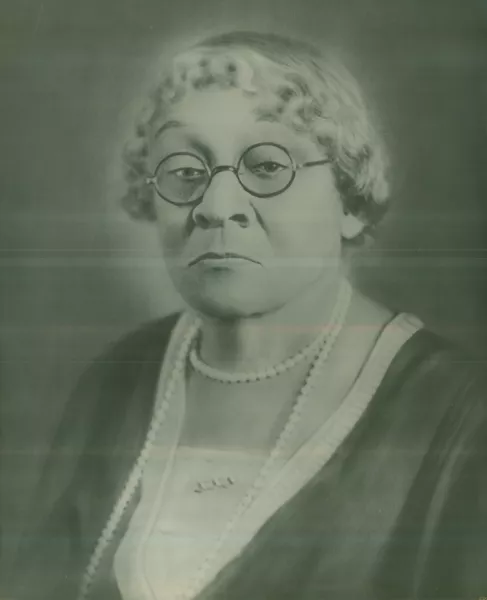 Celia Dial Saxon, 1920