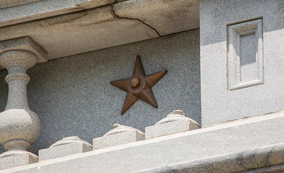 Bronze Star, 2019. Note the missing balustrades.