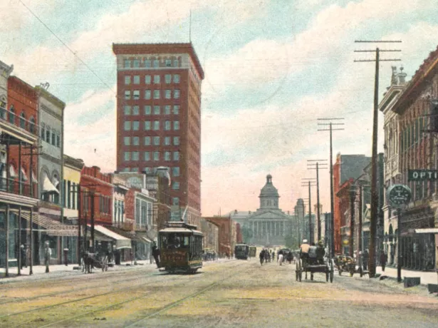 photo of Main Street in the year 1910